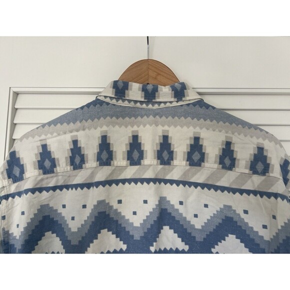 Armando Men's XXL Aztec Western Blue White Geometric Button-Up Shirt - Picture 4 of 5